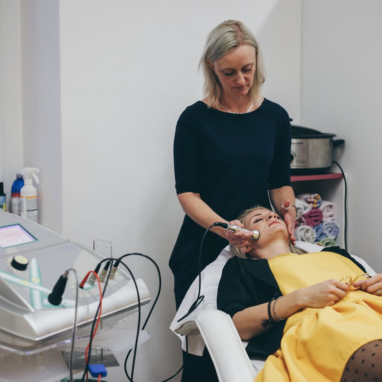 Salon krasy Charm_11